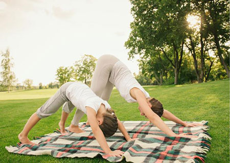 Mercredi 26 juillet - yoga et auto-massage parents enfants